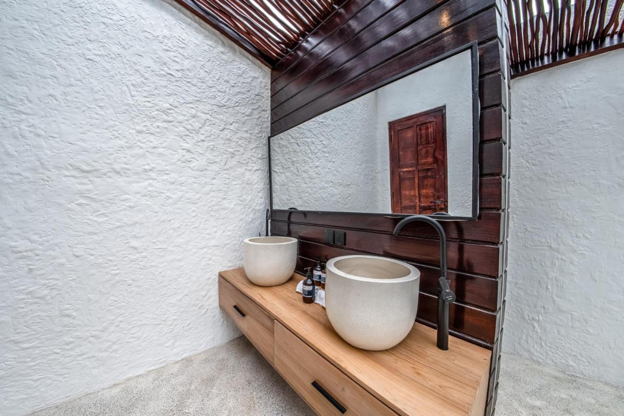 Putri Salju Villa By Evdekimi Ubud エクステリア 写真